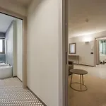 Apartment Guest